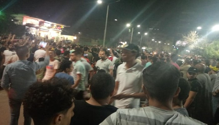 نيران غضب المصريين تزداد اشتعالا.. ومراقبون: محاولة ناجحة