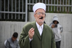 خطيب الأقصى محرّمًا غناء النشيد الوطني الصهيوني: آثمٌ من يردده من المسلمين