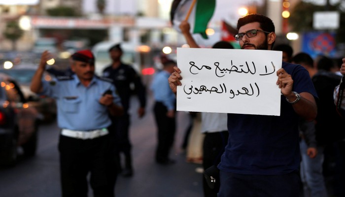 عشرات النقابات العمالية بمختلف دول العالم ترفض تطبيع الإمارات