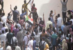 للجمعة العاشرة.. احتجاجات بالخرطوم ترفض التطبيع وعلمنة الدولة