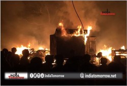 مع تحريض الحزب الهندوسي الحاكم.. هنود يحرقون متاجر مسلمي ولاية راجيستان