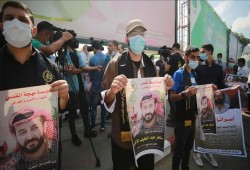 غزة| اعتصام داخل مقر الصليب الأحمر دعمًا للأسرى وتصاعد انتهاكات حقوق الطفل
