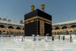 220 ألف معتمر.. بدء المرحلة الثانية لأداء مناسك العمرة