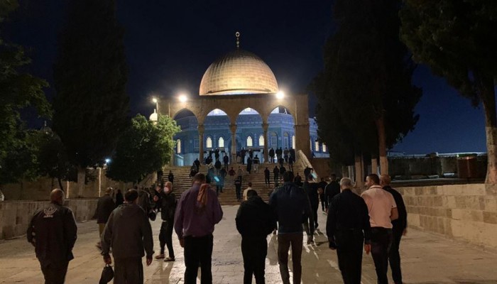 أمام اقتحامات الصهاينة.. مقدسيون يدعون لشد الرحال للمسجد الأقصى