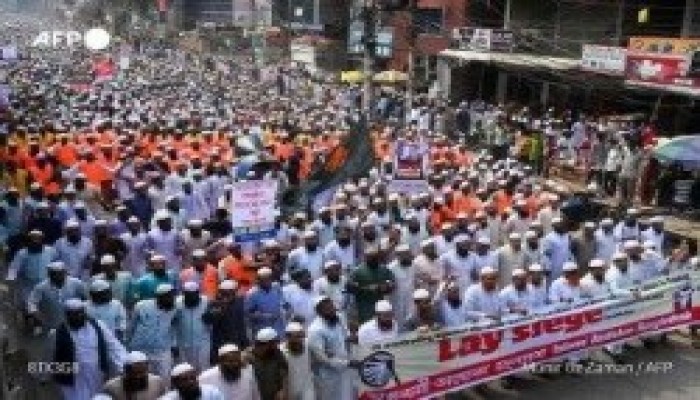 احتجاجات بالأردن وبنجلاديش والصومال ضد الإساءة للنبي