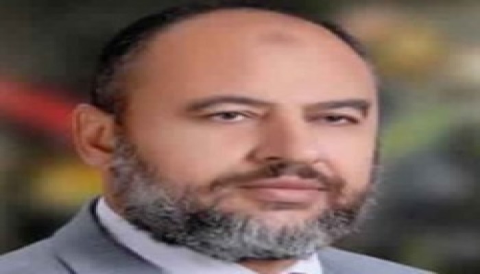 من يدعمون ماكرون؟!