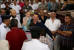 "#الحريه_لوزير_الغلابه" يتصدر تويتر تنديدًا بمنع الزياة عن د. باسم عودة