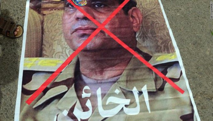 أبو العينين يفضح بـ "الخطأ" خيانة السيسي في الانقلاب على الرئيس مرسي