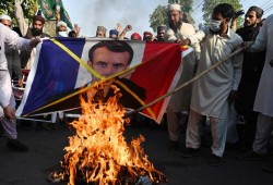 60 % من الفرنسيين يرون سياسات ماكرون سلبية