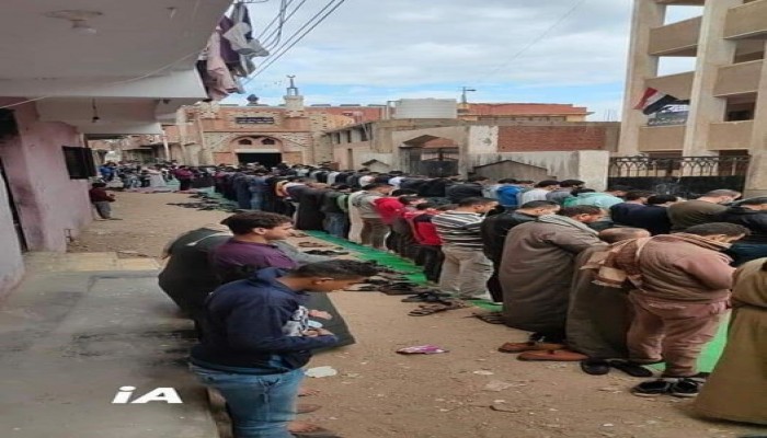 أهالي "أبو حبيب" بالشرقية يتلقون العزاء في الشهيد الغريق بعد فشل العثور على جثته