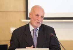 مفكر فرنسي يدعو الغرب للانحياز لحقوق الإنسان في مصر لوقف الانتهاكات