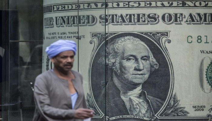 حكومة الانقلاب تواصل الاقتراض مجدّداً وسط تفاقم الديون