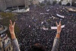 شباب 25 يناير لـ “الجارديان”: لن نستسلم والثورة هي الأمل