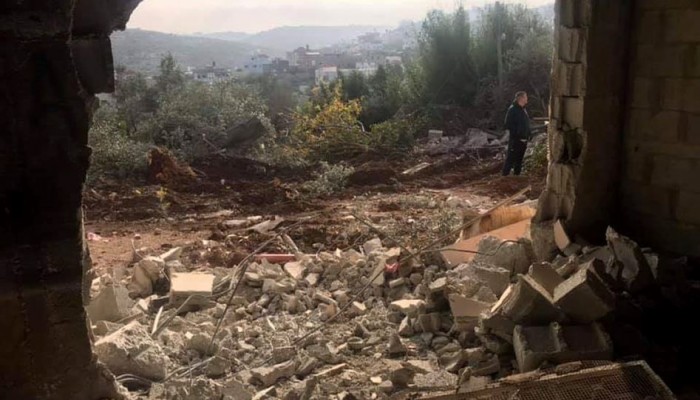 الاحتلال الصهيوني يهدم منزل عائلة حارس الأقصى فادي عليان