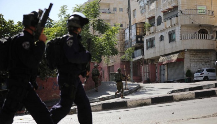 مستوطنون صهاينة يحاولون إحراق الكنيسة الرومانية في القدس المحتلة