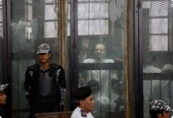 قضاء الانقلاب يحكم بالسجن والغرامة على 14 معتقلا بالشرقية