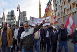 مظاهرات لبنان.. العودة إلى ساحة الشهداء ونصب الخيام