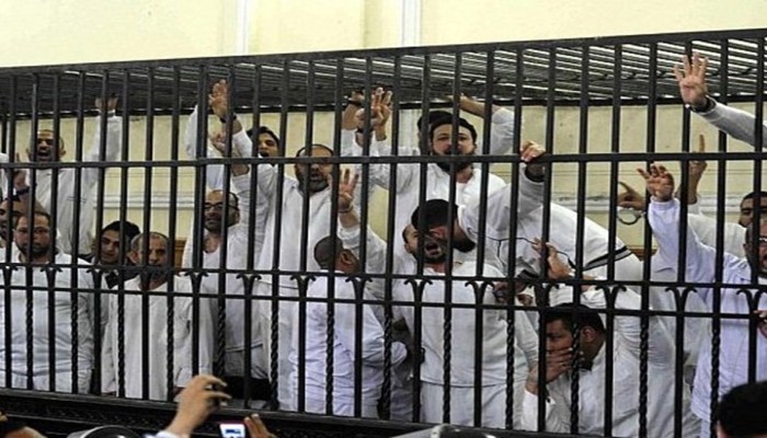 قضاء الانقلاب يصدر أحكاما جائرة  بالسجن على 14 معتقلا بالشرقية