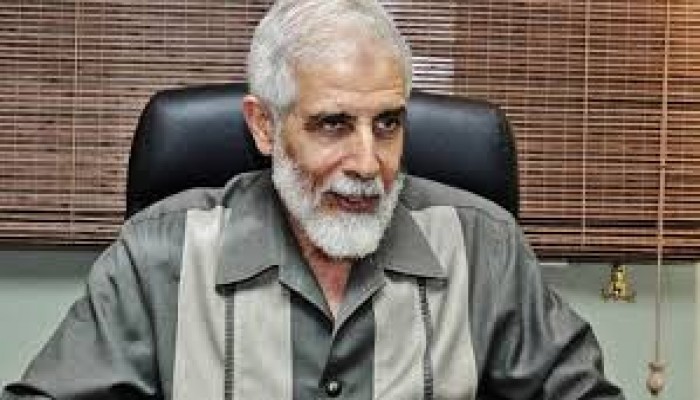 اليوم.. إعادة محاكمة الدكتور محمود عزت في هزلية "اقتحام السجون"