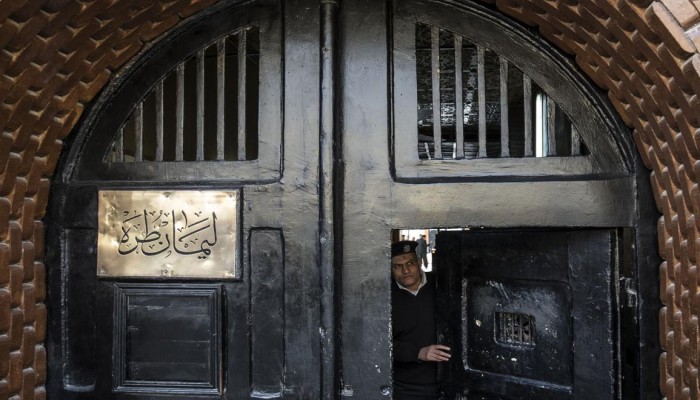"شركاء في الانتهاك".. تقرير حقوقي يرصد غياب الإشراف على السجون المصرية