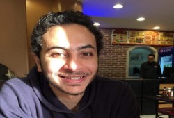 "رايتس ووتش" تطالب حكومة الانقلاب بالإفراج عن الباحث المعتقل أحمد سمير