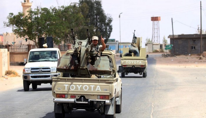 ليبيا.. الإفراج عن 120 أسيرا من ميليشيات الانقلابي حفتر