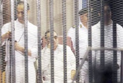 حظر النشر في القضايا.. حماية أباطرة الفساد