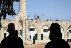 بعد منع الاحتلال مكبرات "الأقصى".. مفتي القدس: حرب دينية.. و"حماس": عدوان عنصري