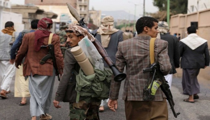 اليمن.. اتهام الحوثيين بالاستيلاء على 70 مليار ريال من إيرادات الوقود