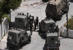 جيش الاحتلال الصهيوني يعتقل صحفيا فلسطينيا وسط الضفة