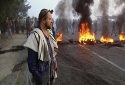 المستوطنون يصعّدون الاعتداء على الفلسطينيين بالقدس المحتلة