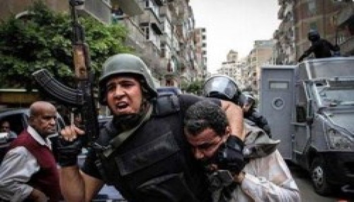 حملة مسعورة لشرطة الانقلاب تسفر عن اعتقال 6 مواطنين بالشرقية