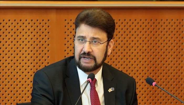 برلماني بريطاني يوجه رسالة لماكرون حول الإسلاموفوبيا في فرنسا