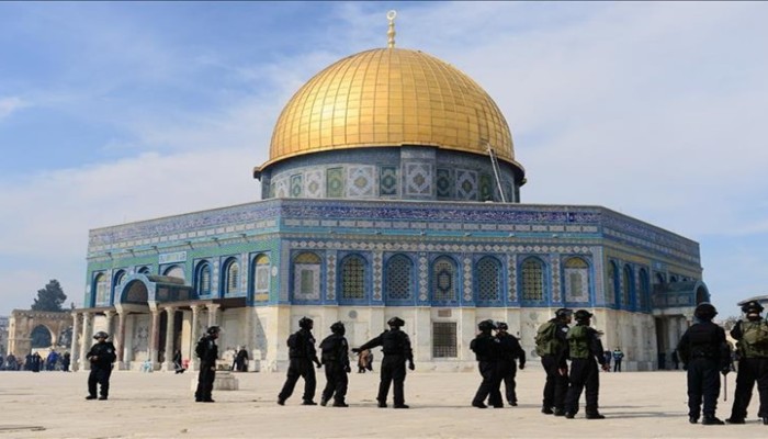دعوة لتوحيد خطبة الجمعة لدعم القدس ضد الاحتلال