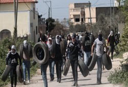 دعوات لمسيرات حاشدة في الضفة نصرة للقدس وغزة