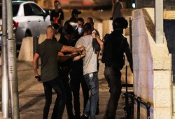 العدو الصهيوني يعتقل 58 شابا من فلسطينيي الداخل المحتل