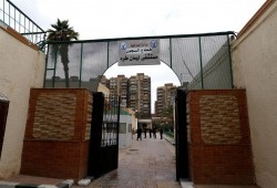 نيابة الانقلاب تقرر حبس 3 شباب بالجيزة 15 يوما لإحراقهم العلم الصهيوني