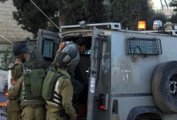 حملة اعتقالات واسعة بالضفة والقدس والداخل الفلسطيني المحتل