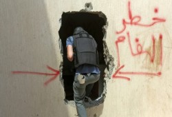 ليبيا.. ميليشات حفتر فخّخت لعب أطفال ومراحيض وعلب صودا