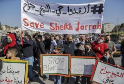 مفوض عام "أونروا" يدعو الاحتلال إلى إلغاء طرد أهالي "الشيخ جراح" من منازلهم بالقدس