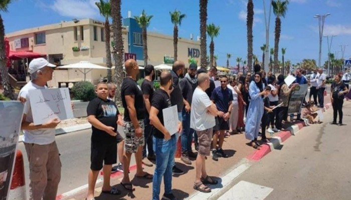 وقفتان احتجاجيتان بعكا وطمرة تنديدا باعتقال فلسطينيين على يد الاحتلال