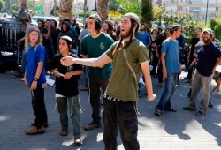 صهاينة يحشدون لمسيرة مسلّحة بالقدس والداخل الفلسطيني المحتل