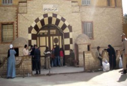 حملة إلكترونية لإنقاذ معتقلي سجن شبين بعد ارتقاء شهيد بالإهمال الطبي