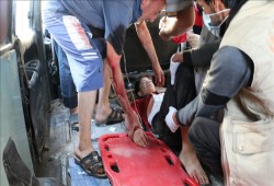 بينهم طفلان.. إصابة 3 مدنيين في قصف لقوات الأسد على قرى إدلب