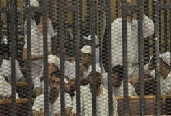 قضاء الانقلاب يحكم بالسجن 3 سنوات بحق 13 معتقلا بالشرقية