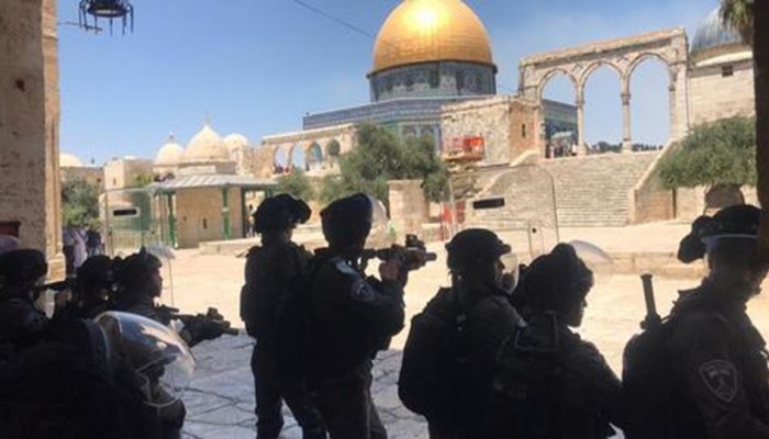 الاحتلال يقمع فعالية بالقدس تندد بإساءة المستوطنين للرسول الكريم
