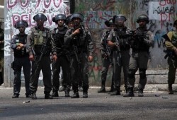 اعتقالات واسعة بالضفة.. ومواجهات وإطلاق نار على الاحتلال بجنين