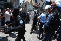استياء أوروبي من قمع الأمن الفلسطيني للمتظاهرين
