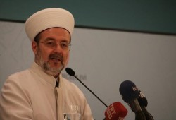 رئيس الديانة التركي السابق لمفتي الانقلاب: لا تشرّع الدم والنار
