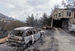 مقتل 4 مصريين في حريق هائل بقبرص